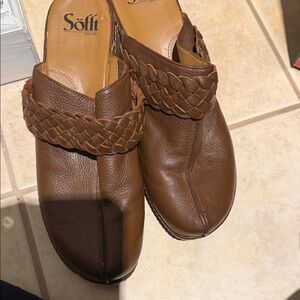 Women's Brown Leather Mules